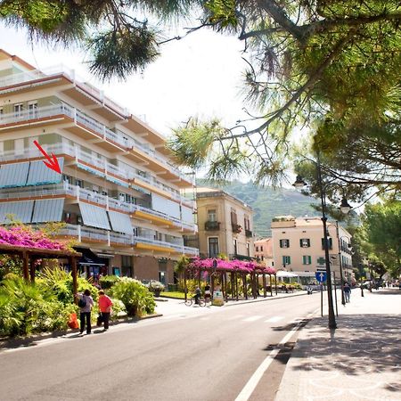 Hotel Pensione Reale ไมยอรี ภายนอก รูปภาพ