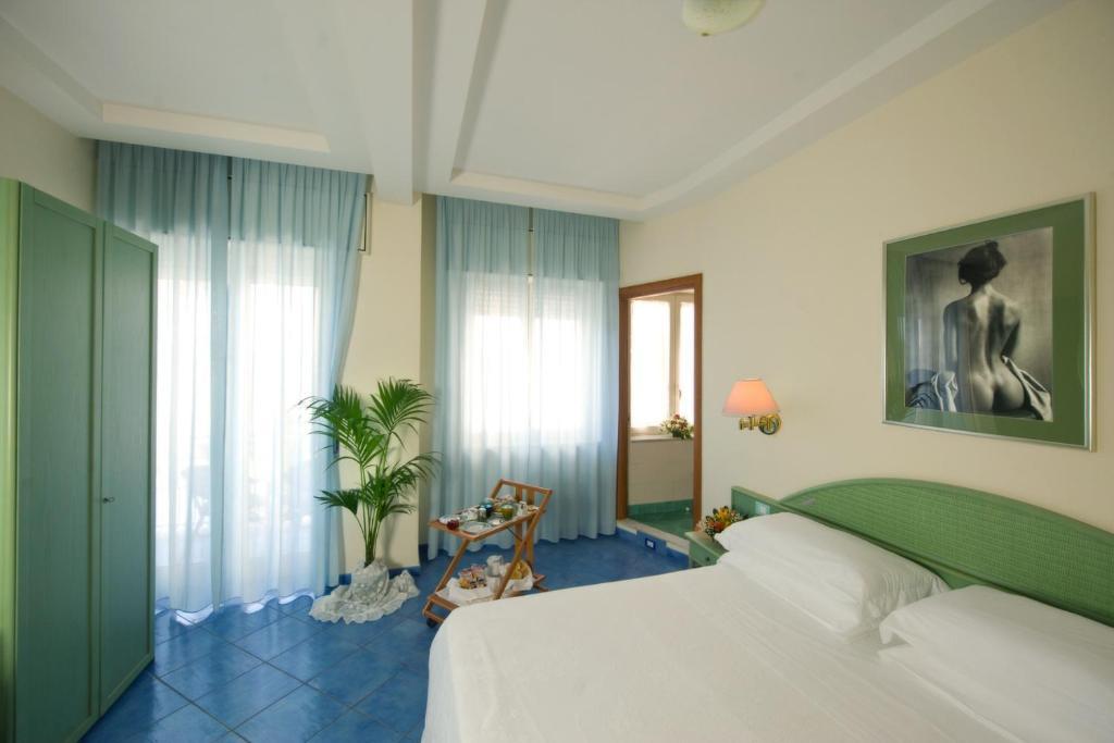 Hotel Pensione Reale ไมยอรี ห้อง รูปภาพ